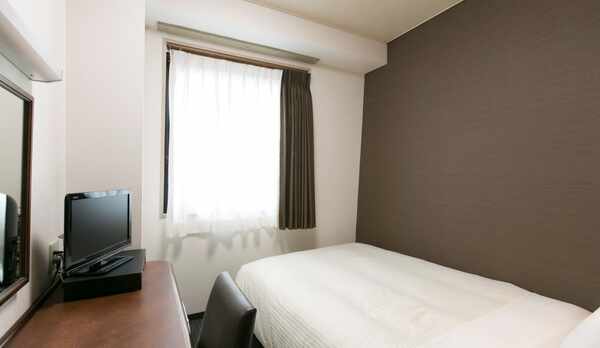 12平米のシングルスタンダード　120cmセミダブルベッド