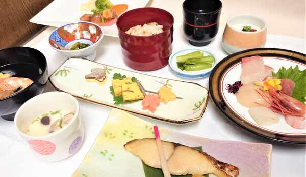 夕食　和洋コース（イメージ）