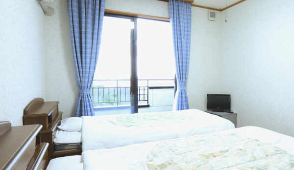 【洋風ツイン】夫婦・カップル・友達同士の旅に最適です。一人旅にもおすすめ。