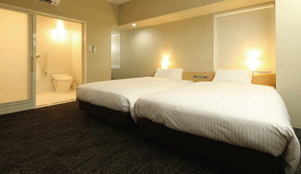 【ユニバーサルツイン】