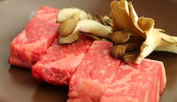 牛肉の陶板焼き