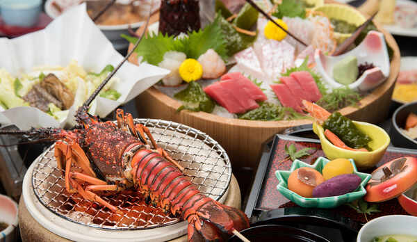 *【夕食一例】＜伊勢海老会席＞