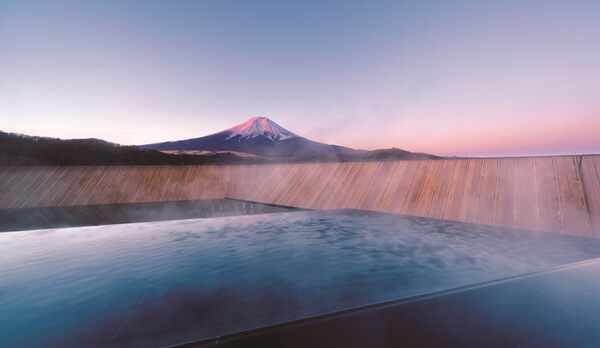 絶景の屋上露天風呂「富士山」※男女入れ替え制