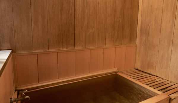 客室リニューアル　露天風呂／内風呂付モダン和室３０１号室　