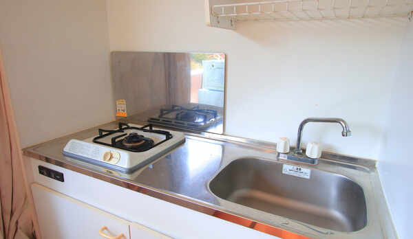 【客室一例】簡単な調理ができるミニキッチン付き♪
