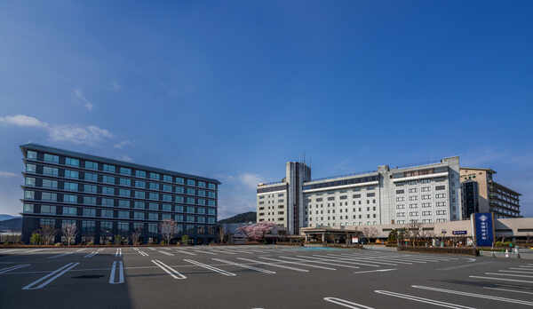 高山市内の中心部に位置し、ホテルを拠点に観光をお楽しみいただけます。