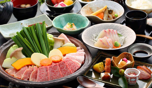 【黒毛和牛・地鶏の鉄板焼き会席】お肉をたくさん食べたい方必見☆／夕食一例