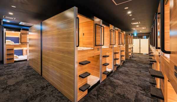 カプセルホテル「北斗星」