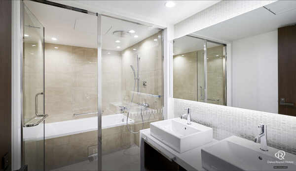 シ？ュニアスイート　バスルーム