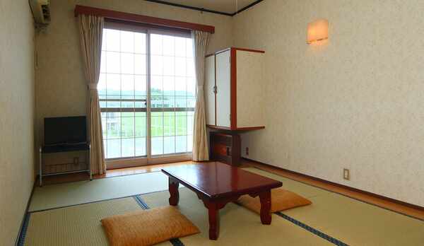 6帖和室◆落ち着いた雰囲気の和室をご用意しております。