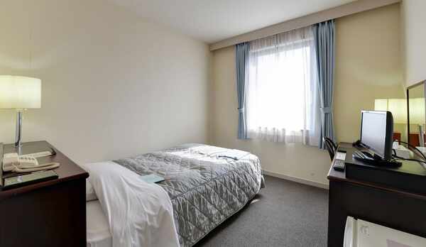 *【部屋／シングル】禁煙室ご希望の方は、予約時にお申し出ください。オゾン脱臭等させていただきます。 