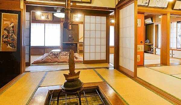 囲炉裏付き別館、八畳二間、六畳三間
