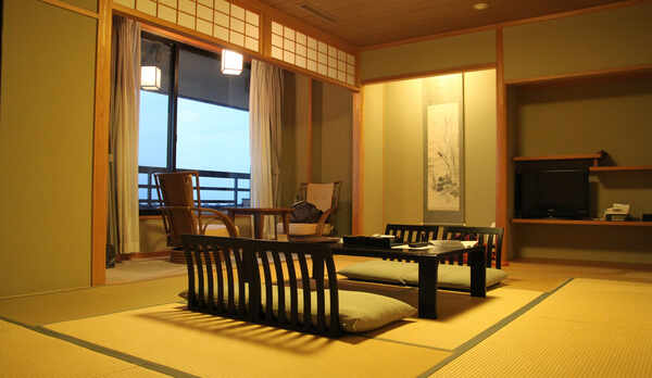 *【特別客室16帖】展望風呂がついた16帖の広々和室。  