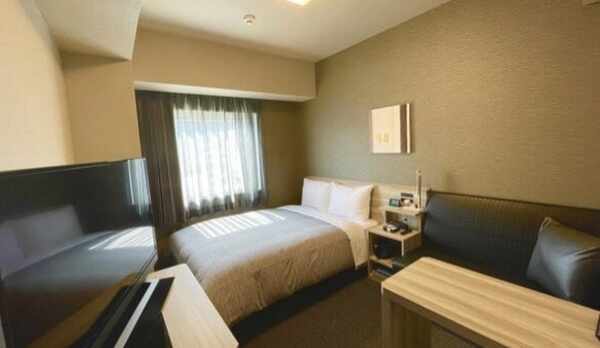 ◆スタンダードセミダブルルーム◆ベットサイズ1,400&times;2,000◆WOWOW・BS視聴可能