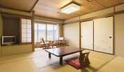 *【部屋（和室8畳）】お一人様やカップルの方には丁度良いお部屋となります。