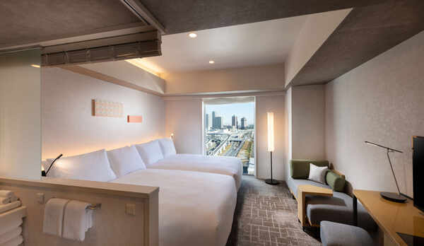 デラックスルーム（ダブルベッド2台、上層階）