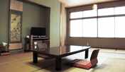 *【部屋】畳のお部屋で足を伸ばしてごろりとお寛ぎ頂けます。