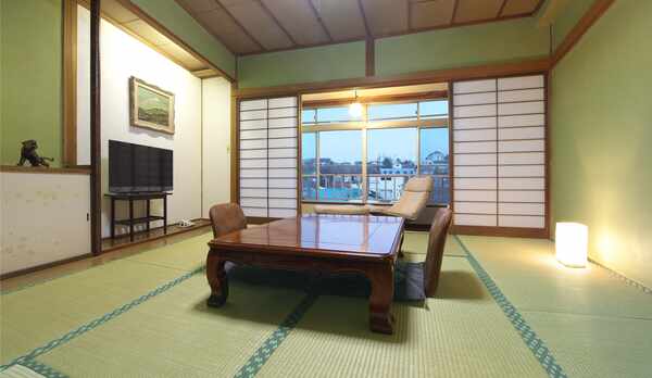 本館和室8畳＋広縁タイプ