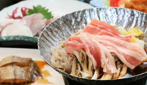 ☆鍋料理の一例になります優しい味となっています※季節などによりメニューが異なります。