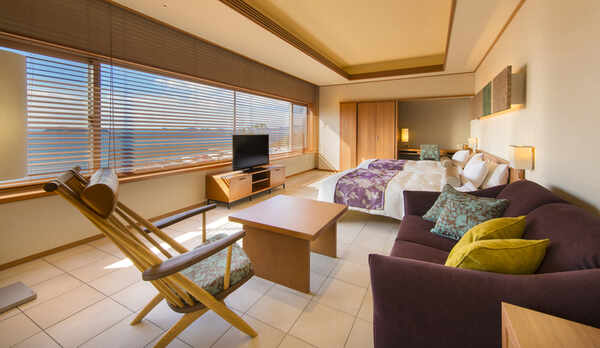 和リゾート浪漫「プレミアムツイン」客室