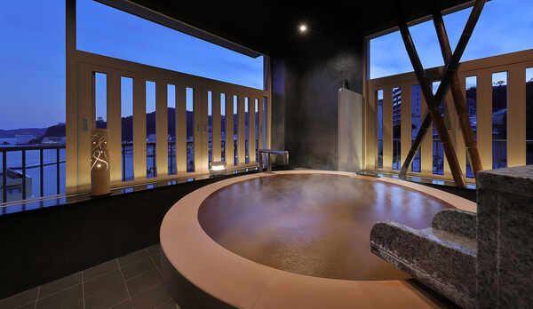 【陶山閣・次の間付露天風呂付客室（本間10畳＋次の間6畳＋露天風呂）「唐津」】