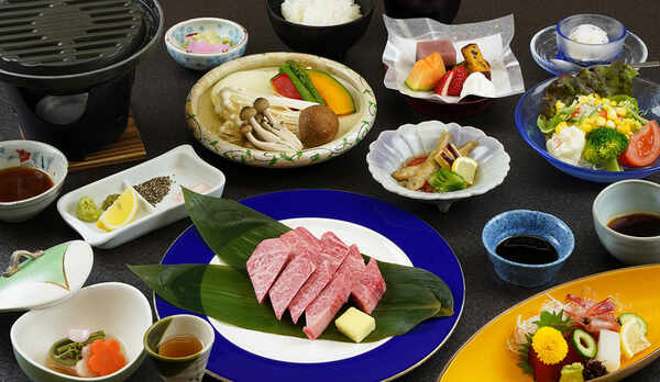 飛騨牛ステーキコースの一例