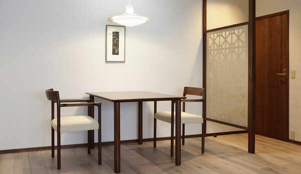 「東亭」（ ツインベッド・食事室・リビング・高野槙内風呂付）