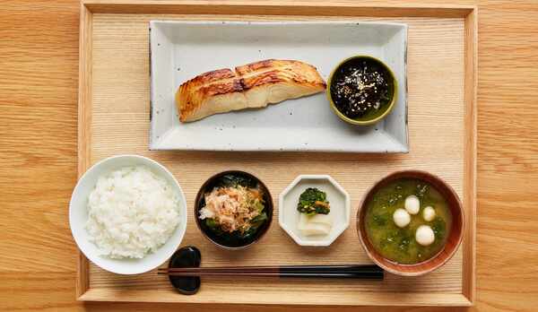 ご朝食-お魚のおぜん(写真はイメージ) 