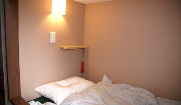 ＣＯＣＯＯＮ寝台　