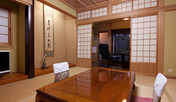 《竹》ベッド客室・半露天風呂付き
