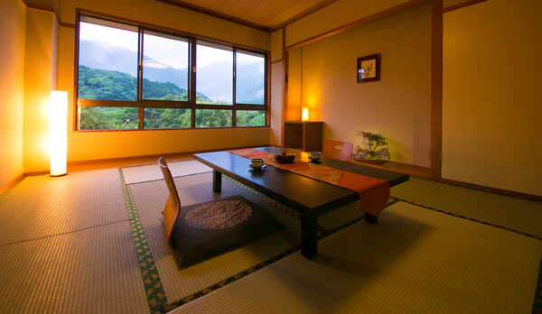  ★山側 和室≪10畳≫★