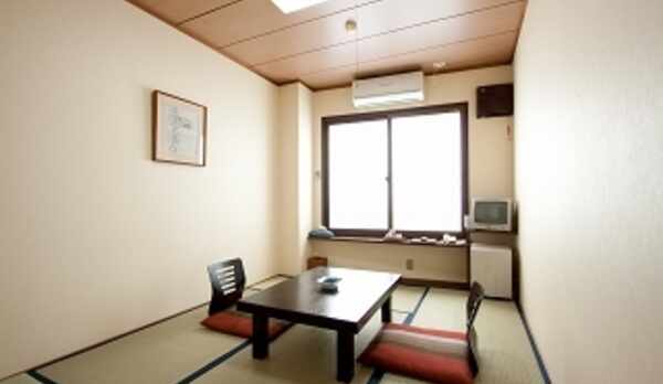 ６畳和室サンタ