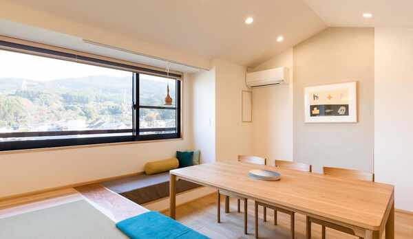 【半露天風呂付きスイートルーム】２部屋をコネクティングした一番広い間取りで贅沢なひと時を