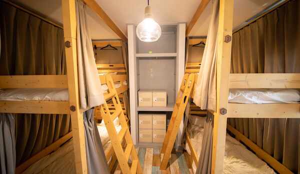 ・【礼/女性専用ドミトリー】2段ベッドの1スペースをご利用下さい※男性のご入室は不可となっております