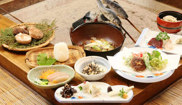 ご夕食は炉端焼きでお楽しみください