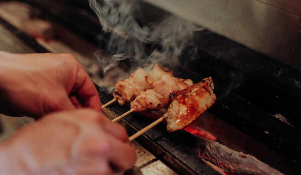 岩室温泉街、慶覚寺脇道の途中に佇む【岩室とり蔦】で愉しむこだわりディナー♪