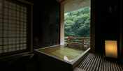 ・パノラマ感が人気の源泉かけ流し露天風呂付き和室