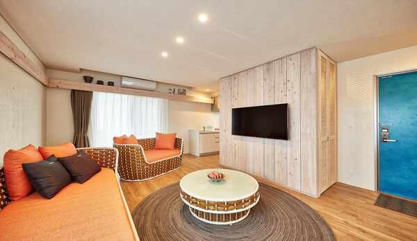 トリプルルーム＿てぃーちのへや