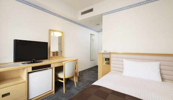 [客室]スタンダードシングル（広さ16.06㎡・ベッド110&times;195cm）