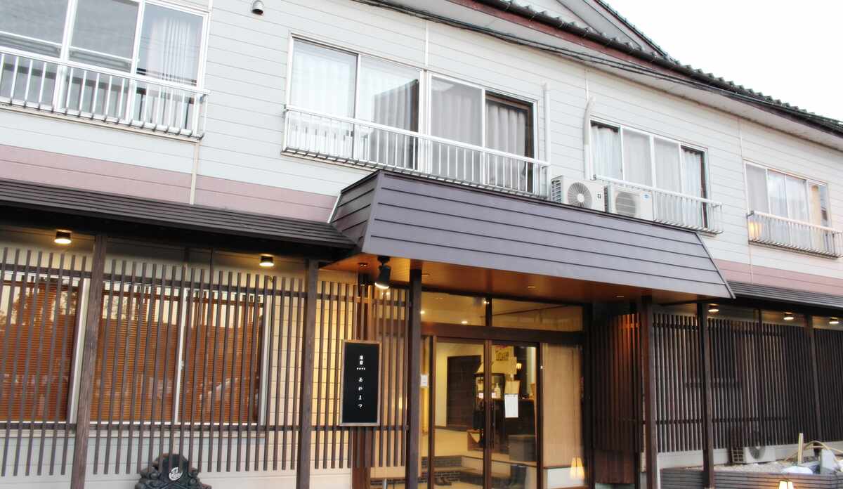 月岡温泉のホテル・旅館 料金比較・宿泊予約 - 12社から最安値 月岡温泉のホテル・旅館 料金比較・宿泊予約 - 12社から最安値