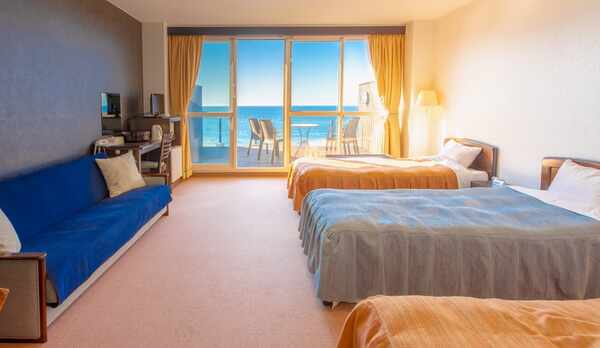 【吹雪・白南】トリプルルーム＋絶景サンデッキ（バストイレ付）※2018年7月リニューアル