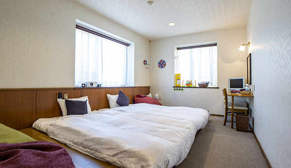 【1室限定】リニューアル和モダン★当館人気のプロジェクター付シアタールーム★セミダブルお布団2セット