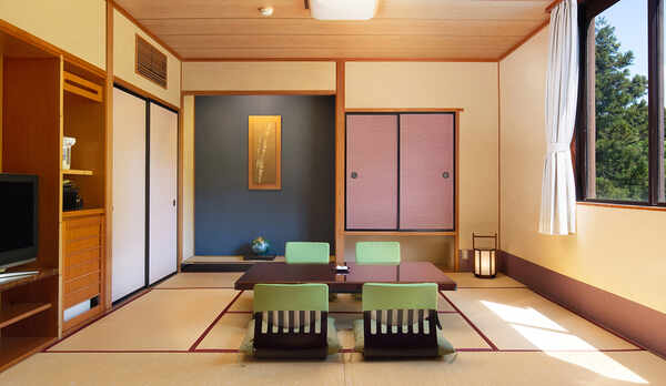 客室【花】（客室画像は一例です）