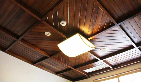 *【うるしの間】二戸市浄法寺産の漆を使用した和室