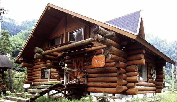 １０人用ログキャビン