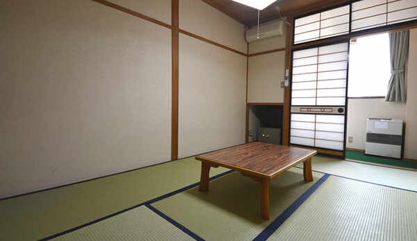 和室　アウトバストイレ