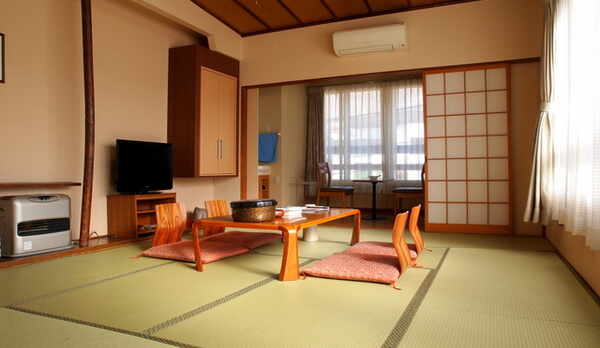 客室・うぐいす