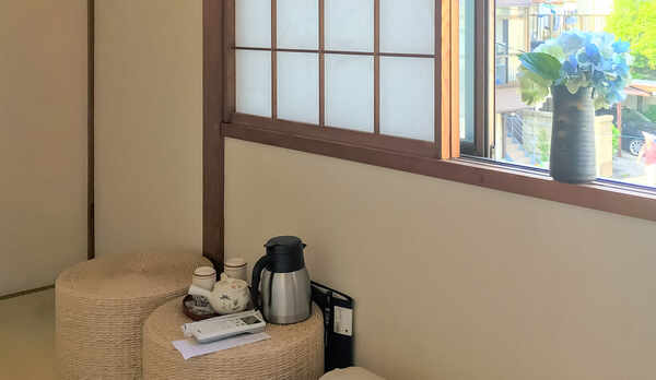 ・シンプルで飾り気のない和室です