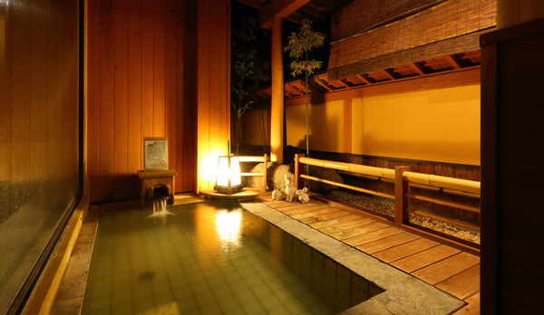 効能高い源泉100％の天然温泉