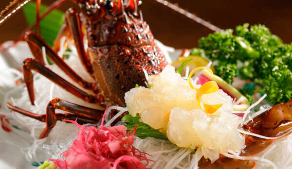 厳選伊勢海老のお造り